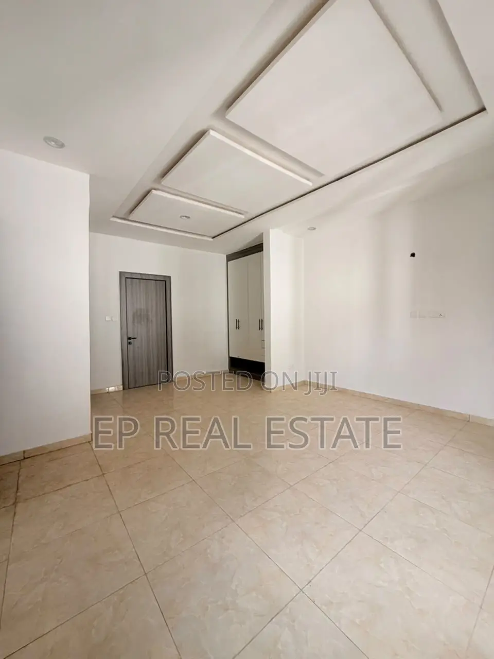 5bdrm Duplex in Dakwo District for sale in Dakwo District