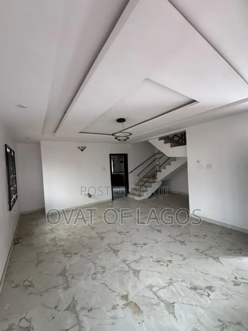 3bdrm Duplex in Ologolo for rent in Ologolo