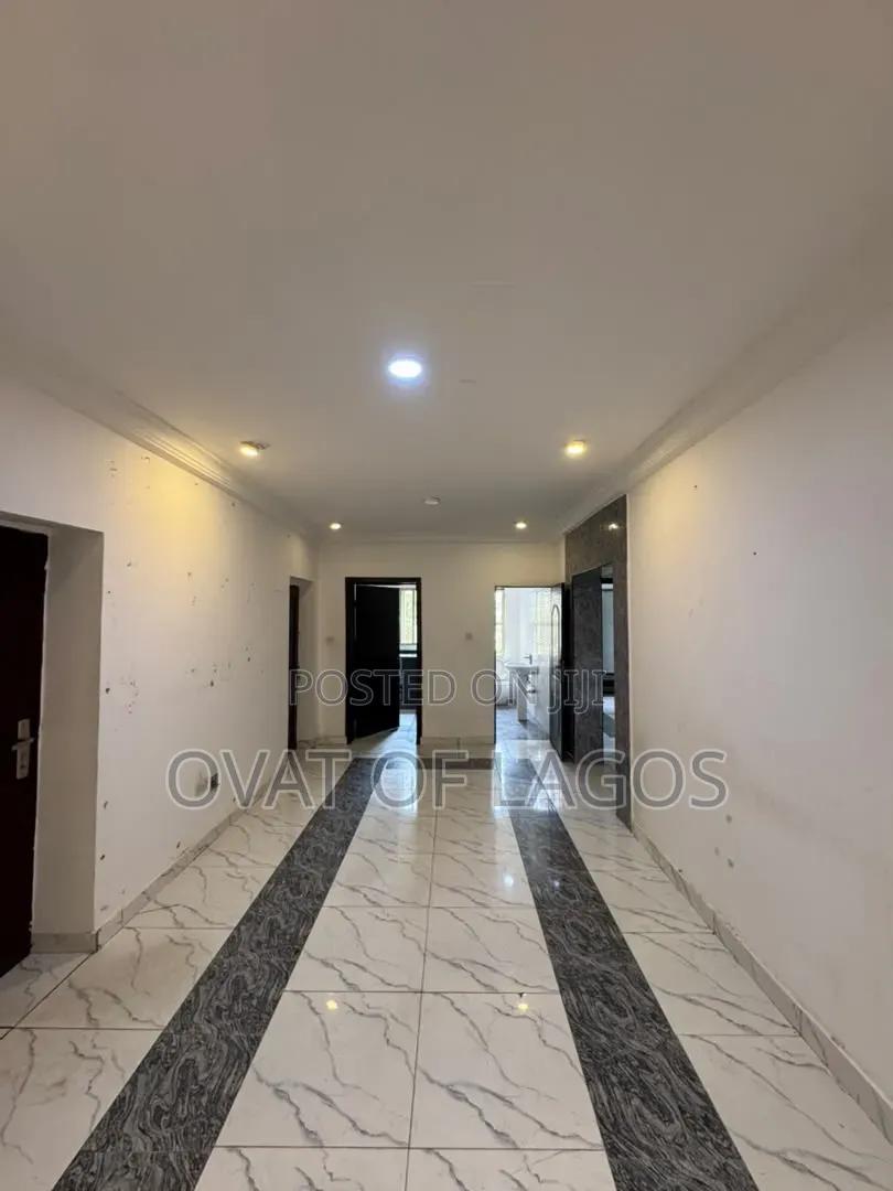 2bdrm Apartment in Osapa london for rent in Osapa london