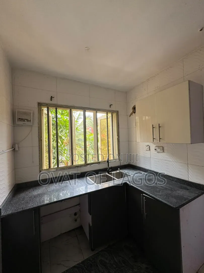 2bdrm Apartment in Osapa london for rent in Osapa london