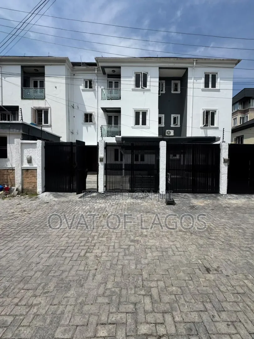 3bdrm Apartment in Osapa london for rent in Osapa london