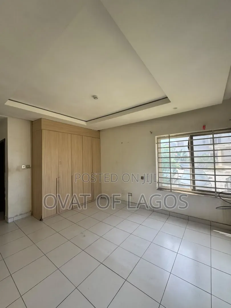 3bdrm Apartment in Osapa london for rent in Osapa london