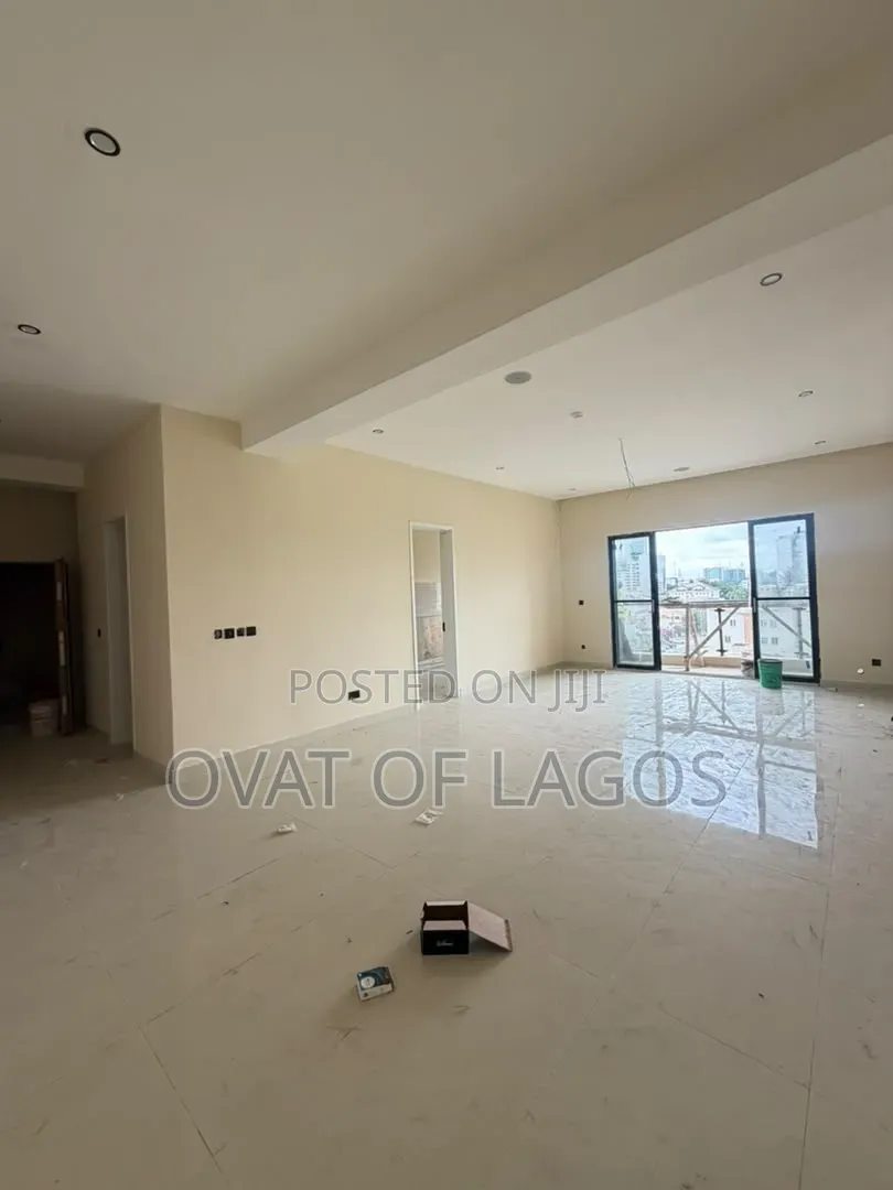 2bdrm Apartment in Victoria Island for sale in Victoria Island Extension