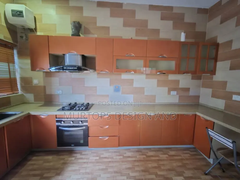 5bdrm Duplex in Agungi for rent in Agungi