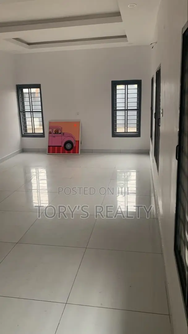5bdrm Duplex in Lekki Phase 1 for rent in Lekki Phase 1