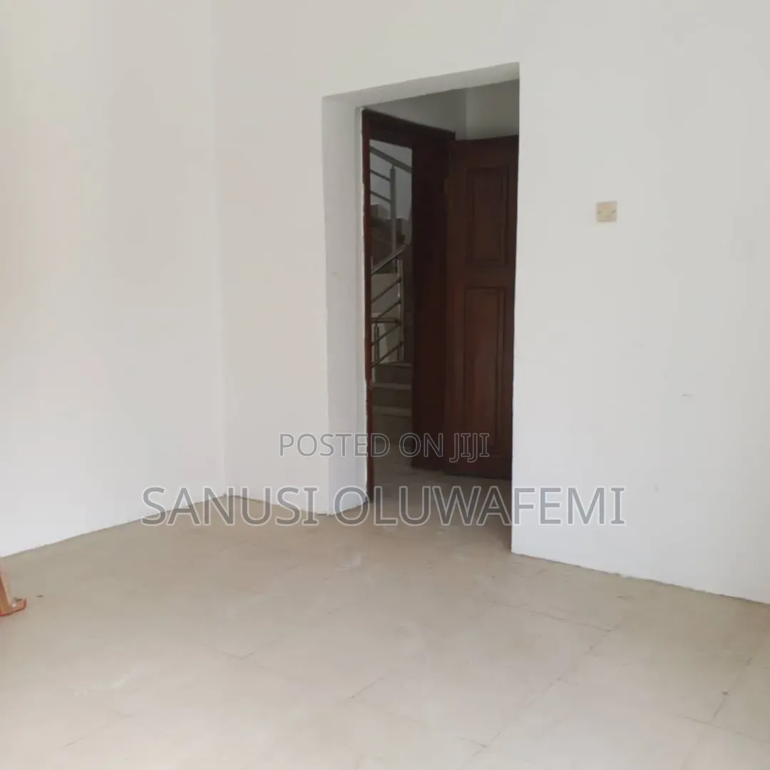 3bdrm Duplex in Ikeja GRA for rent in Ikeja GRA