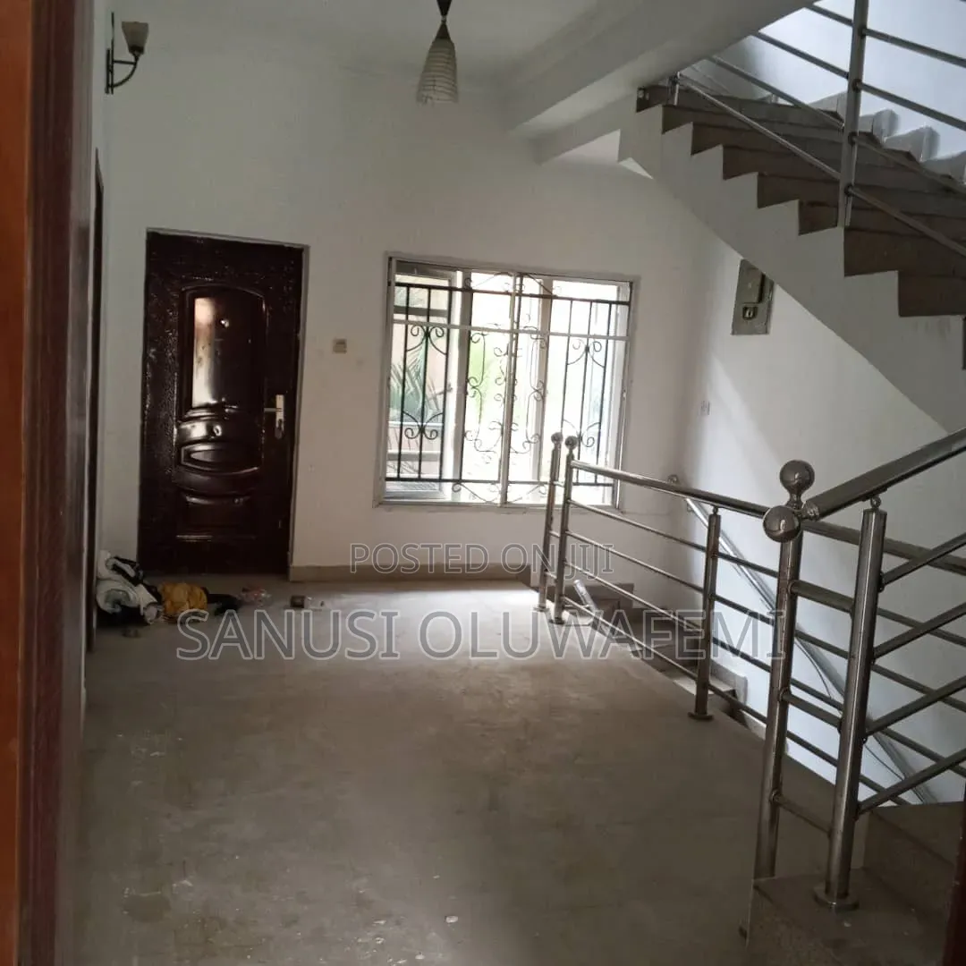 3bdrm Duplex in Ikeja GRA for rent in Ikeja GRA