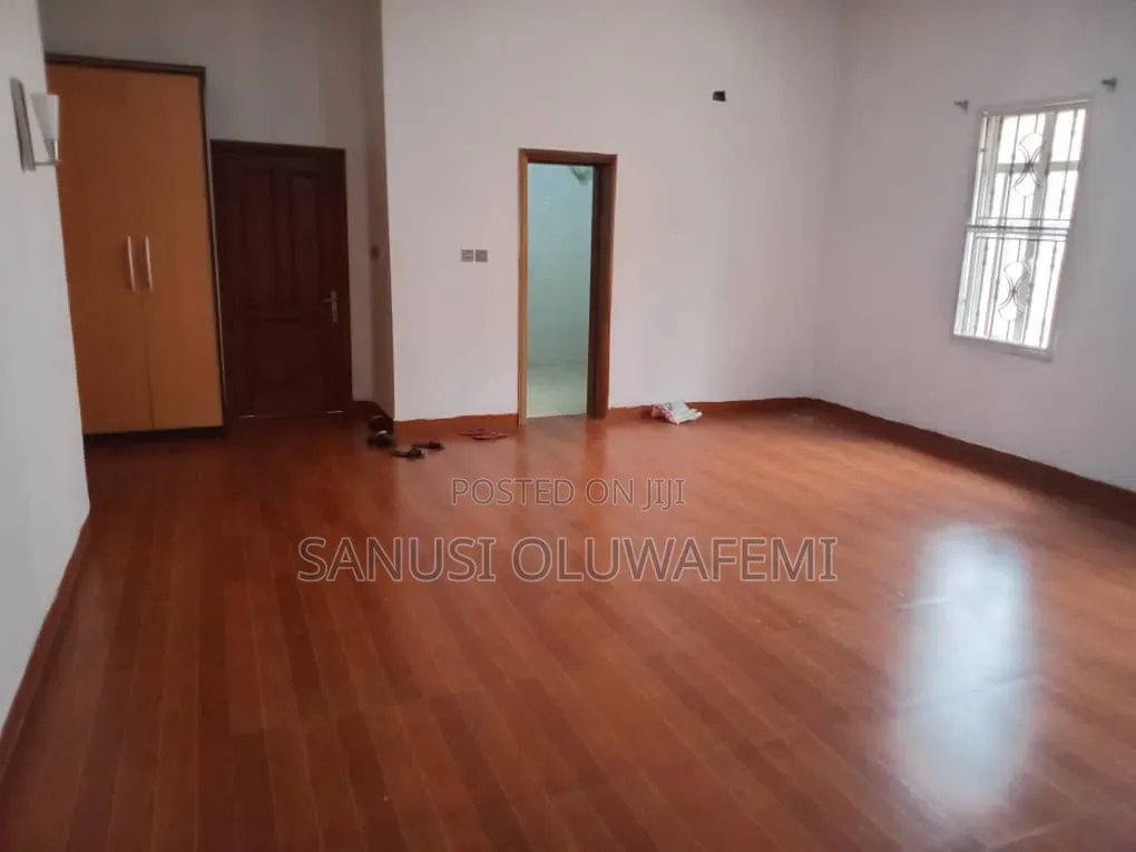 3bdrm Block of Flats in Ikeja GRA for rent in Ikeja GRA