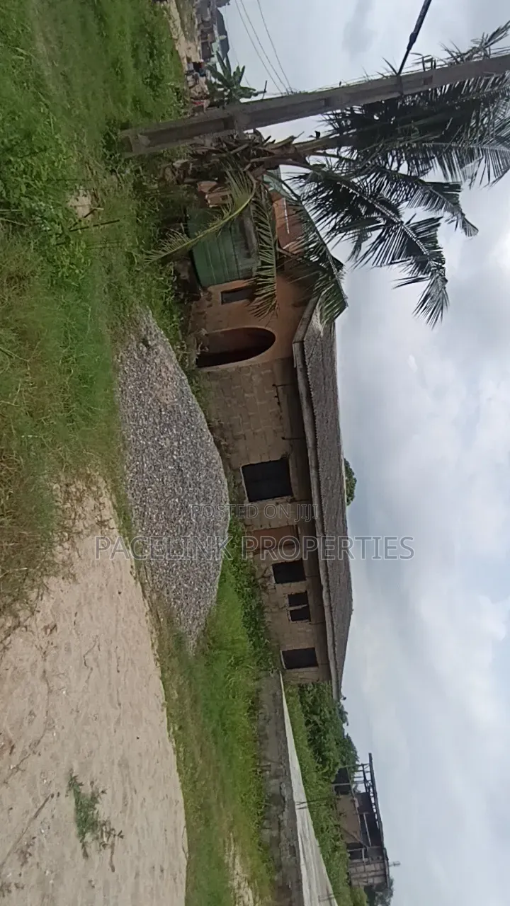 Half Plot of Land in Igando / Ikotun/Igando