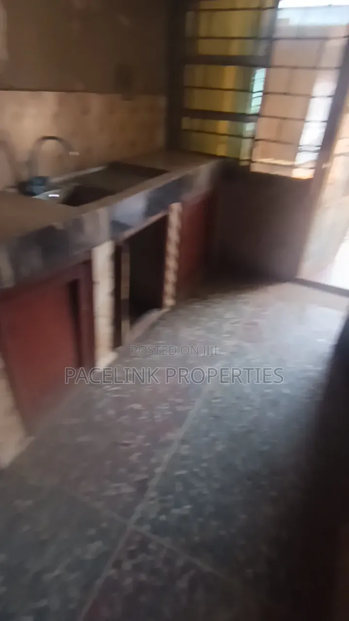 3bdrm Apartment in Alimosho, Iyana Ipaja for rent in Iyana Ipaja