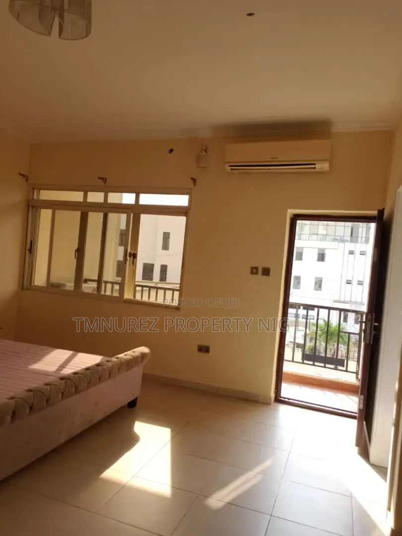4bdrm Duplex in Parkview Estate for rent in Parkview Estate