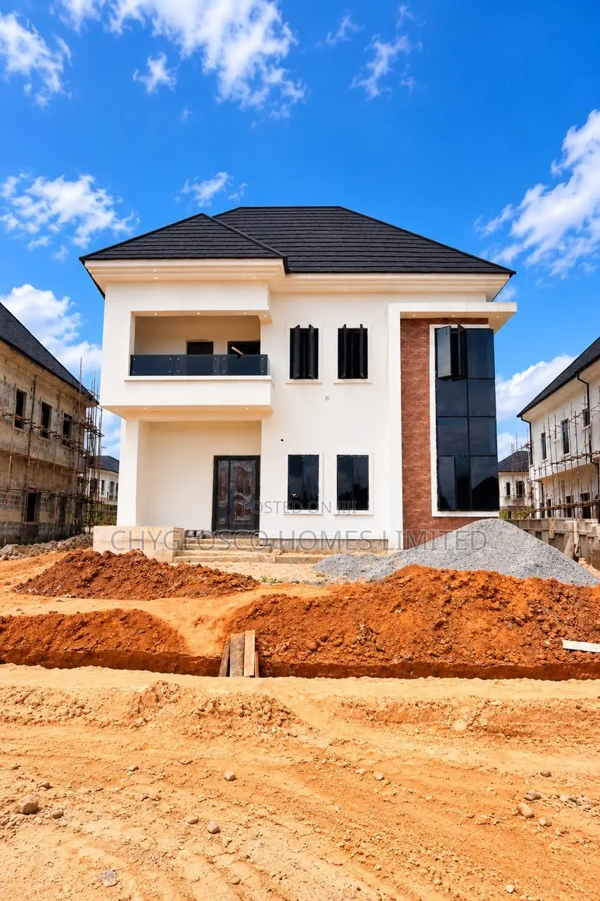 4bdrm Duplex in Apple Garden City,, New Layout for sale in New Layout
