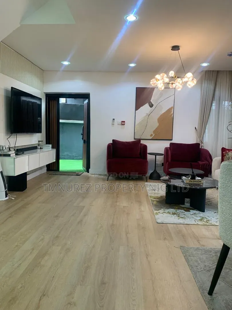 Furnished 4bdrm Apartment in Lekki Phase 1 for rent in Lekki Phase 1