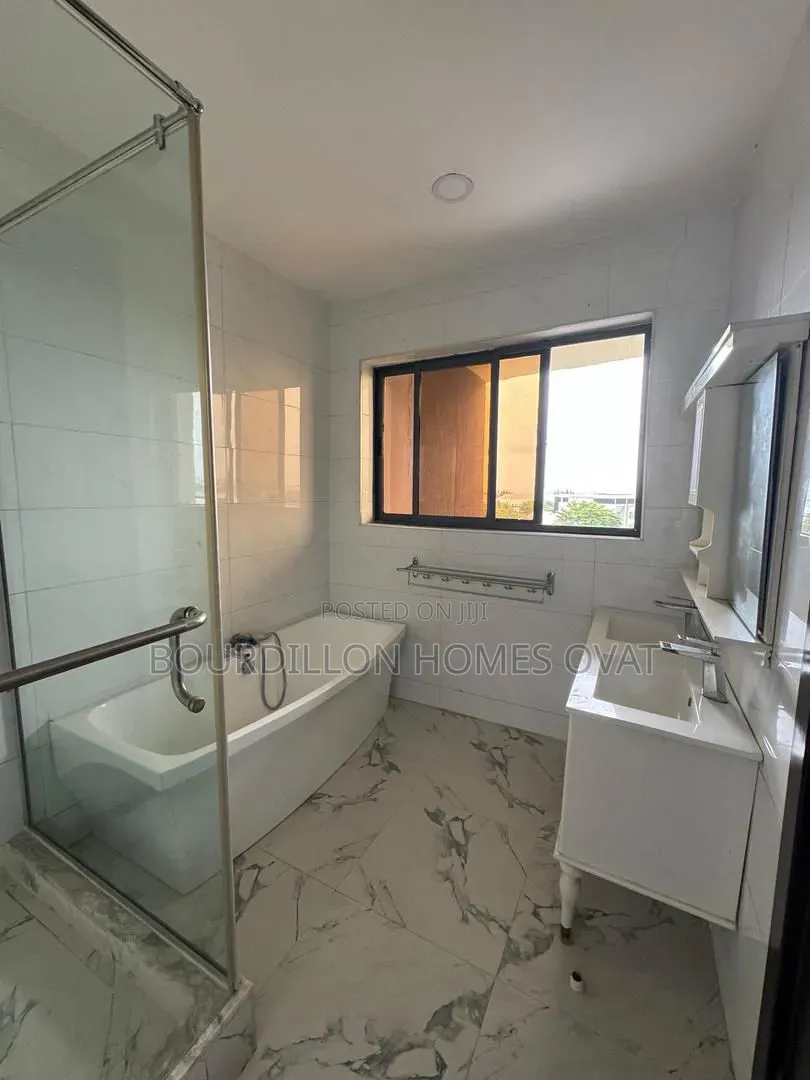 4bdrm Maisonette in Banana Island Ikoyi for rent in Banana Island