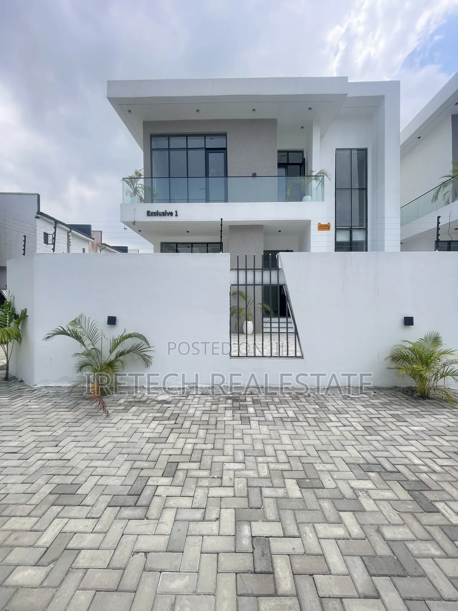 4bdrm Duplex in Ajah In A Gated for sale in Ado / Ajah
