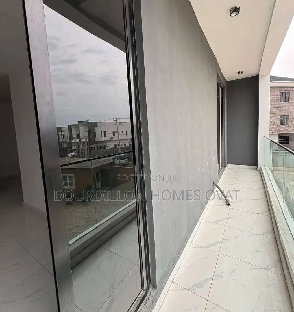 2bdrm Apartment in Ikate Lekki Lagos for rent in Ikate