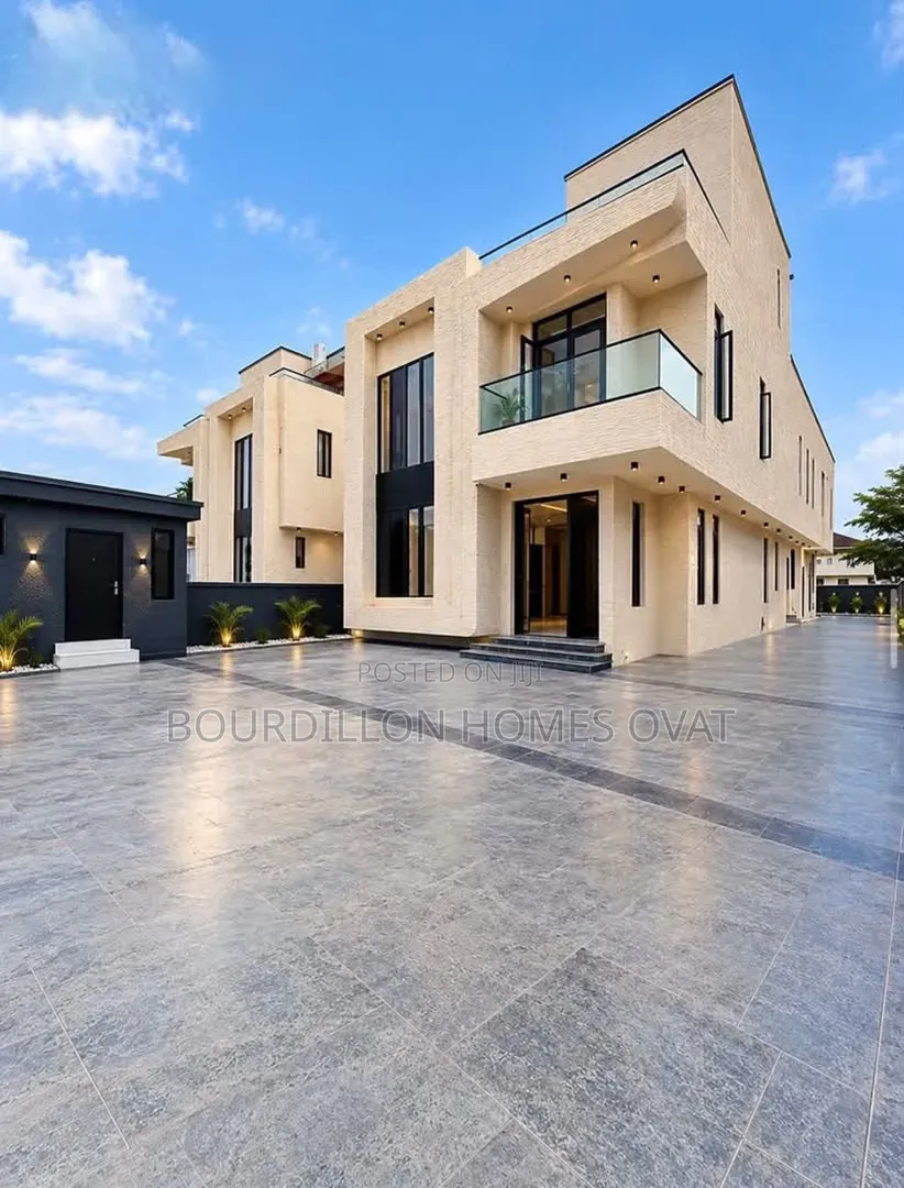 5bdrm Duplex in Royal Garden Estate for sale in Ado / Ajah