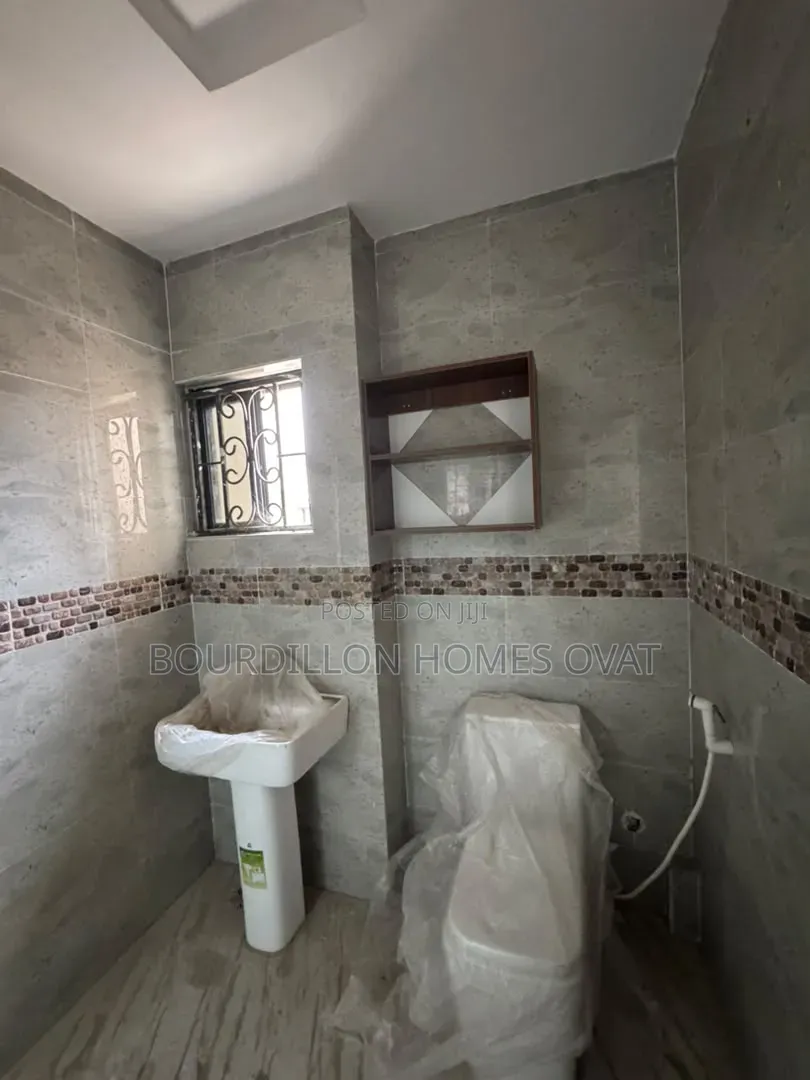 3bdrm Duplex in Ologolo Lekki Lagos for rent in Ologolo