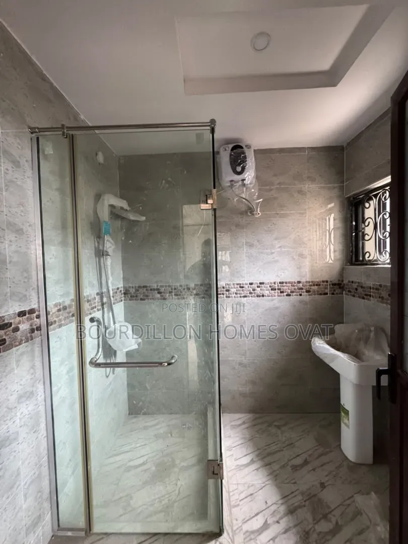 3bdrm Duplex in Ologolo Lekki Lagos for rent in Ologolo
