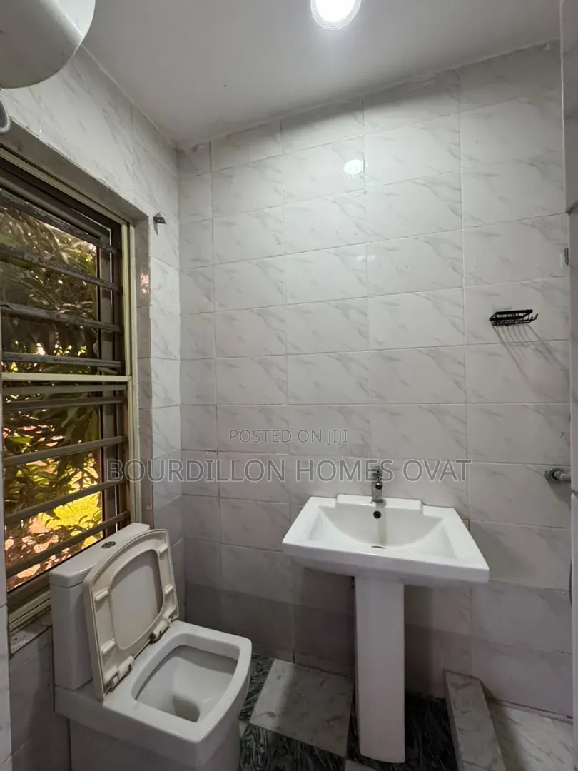 2bdrm Apartment in Osapa London Lekki for rent in Osapa london