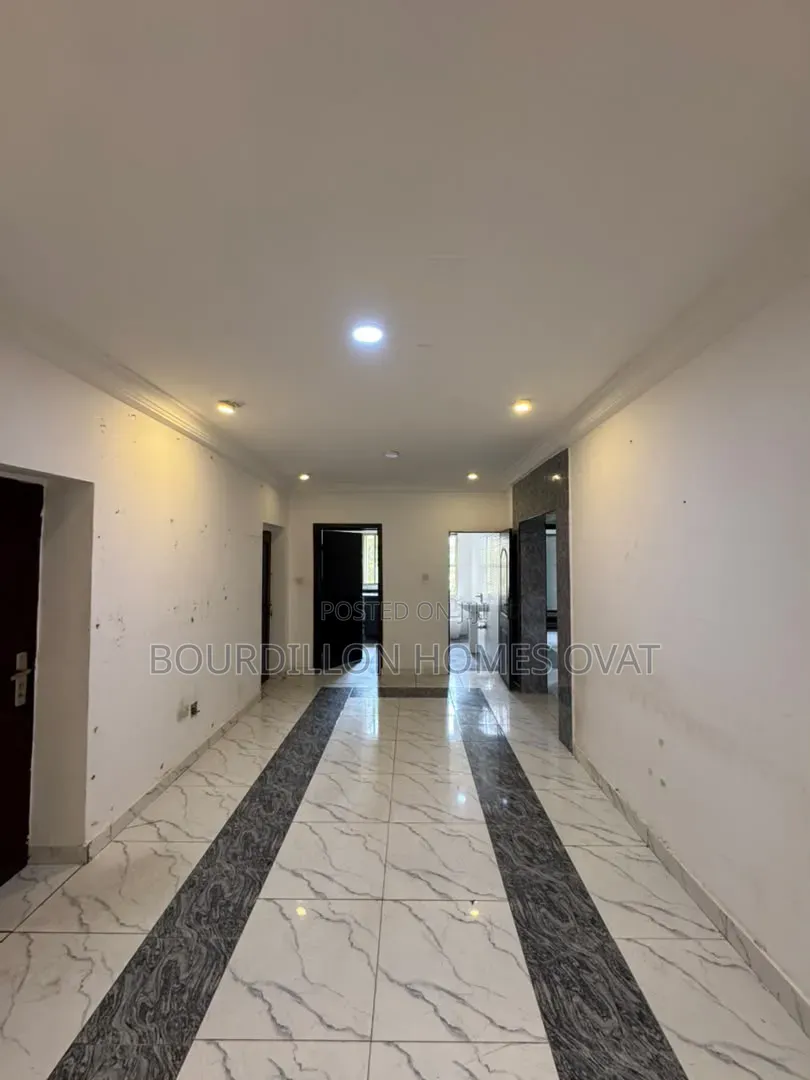 2bdrm Apartment in Osapa London Lekki for rent in Osapa london