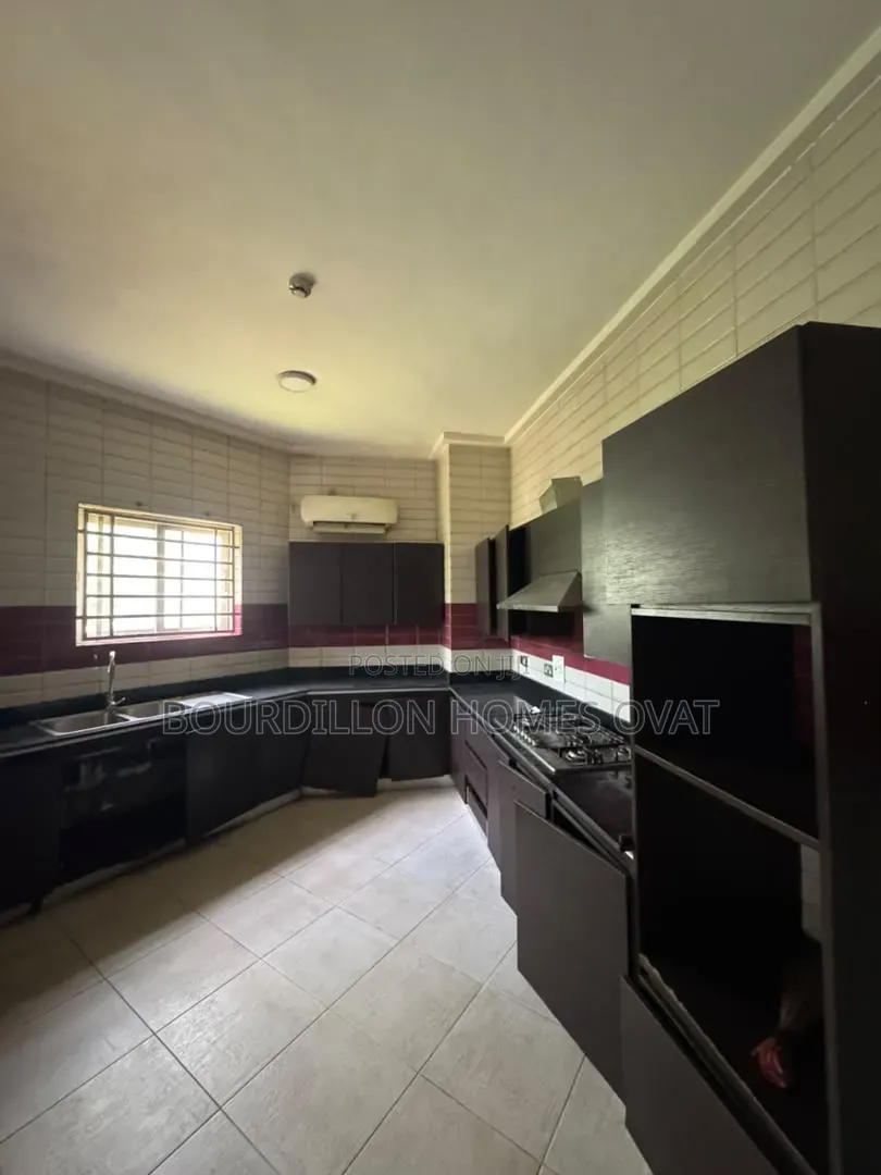 3bdrm Apartment in Osapa Lekki Lagos for rent in Osapa london
