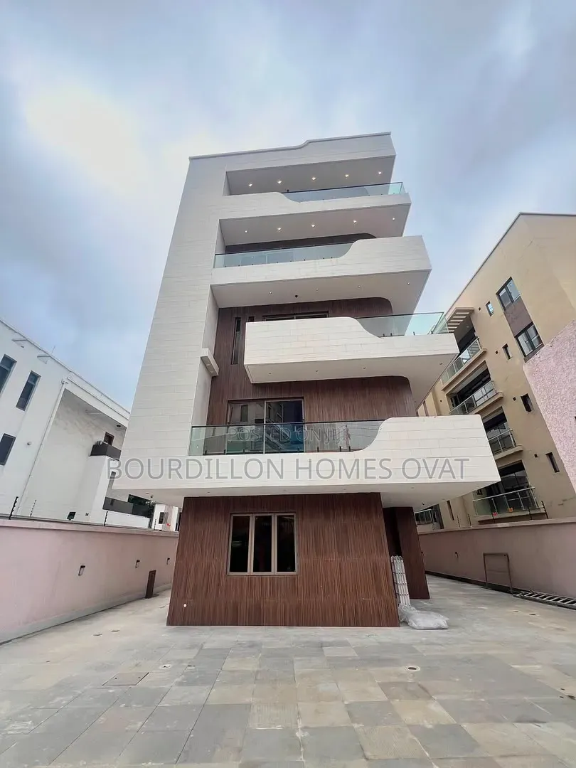 3bdrm Maisonette in Old Ikoyi Lagos for rent in Old Ikoyi