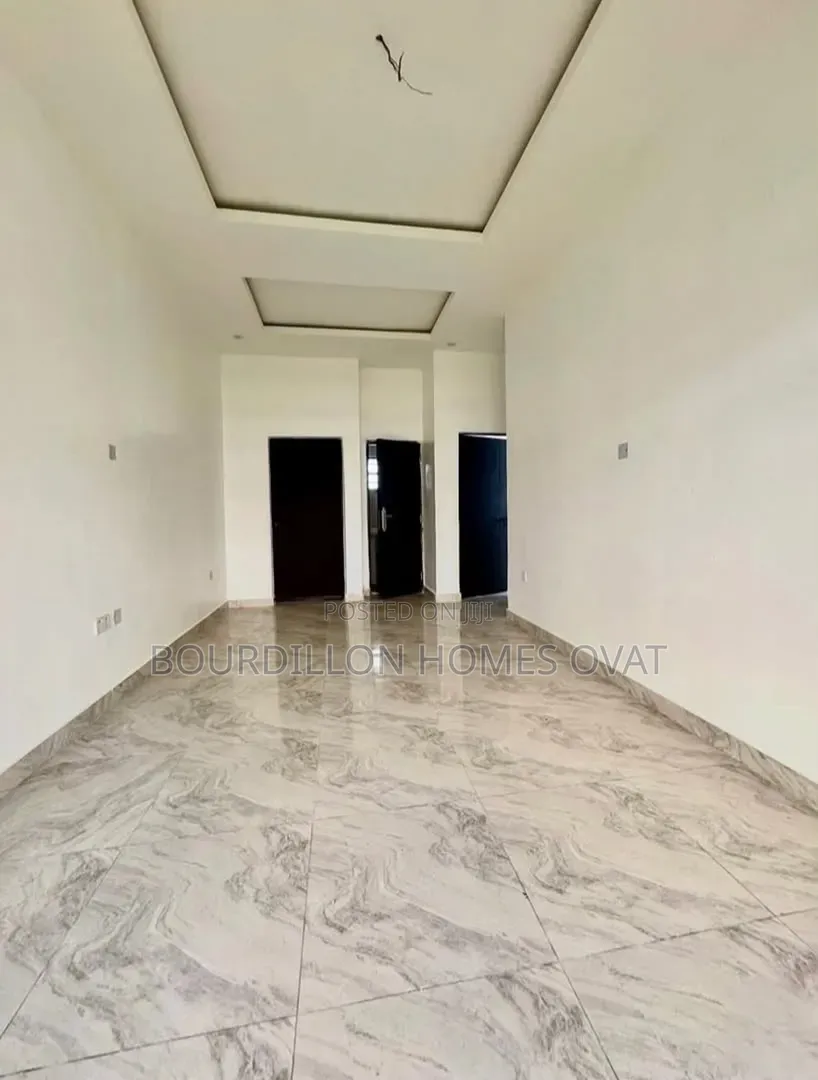 2bdrm Apartment in Ologolo Lekki Lagos for rent in Ologolo