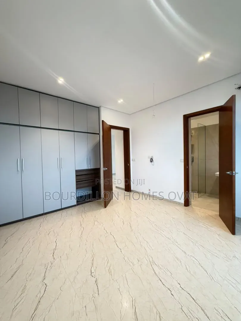 4bdrm Apartment in Old Ikoyi Lagos for sale in Old Ikoyi