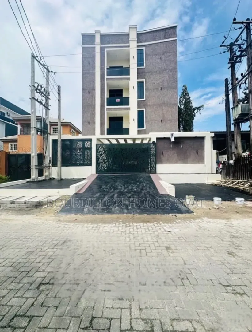 2bdrm Apartment in Lekki Phase 1 Lagos for rent in Lekki Phase 1
