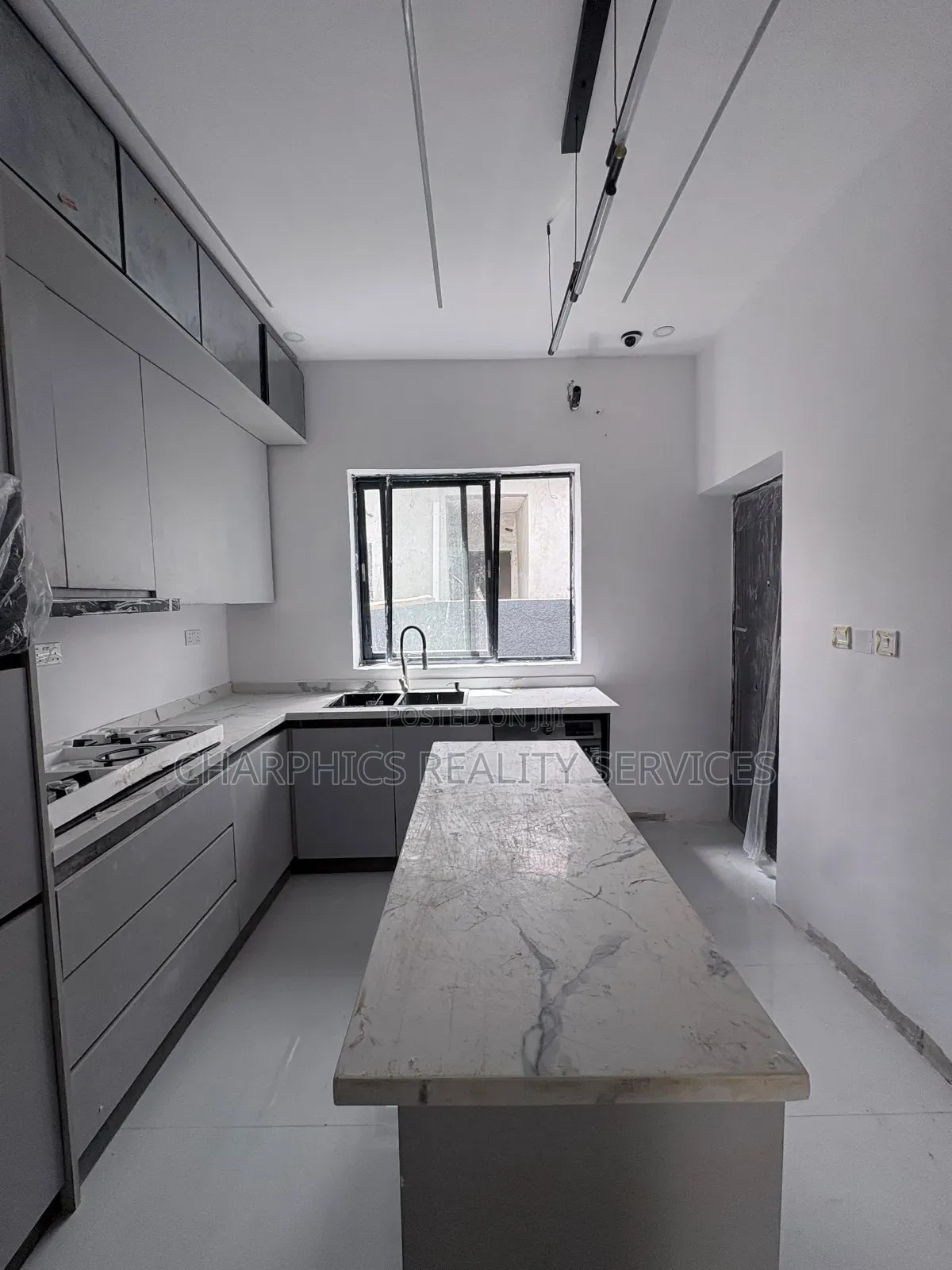 4bdrm Duplex in VGC / Ajah for sale in VGC / Ajah