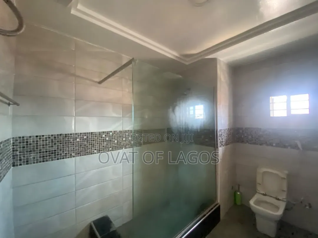 4bdrm Duplex in Ikate for sale in Ikate
