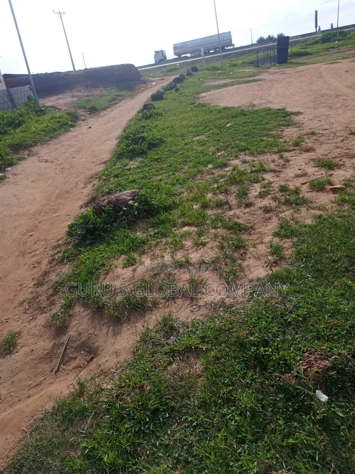 100/50 Mixed Use Land Giri Express Road Abuja for Sale in Giri