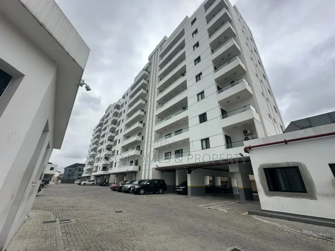 4bdrm Block of Flats in Banana Island Road for rent in Banana Island