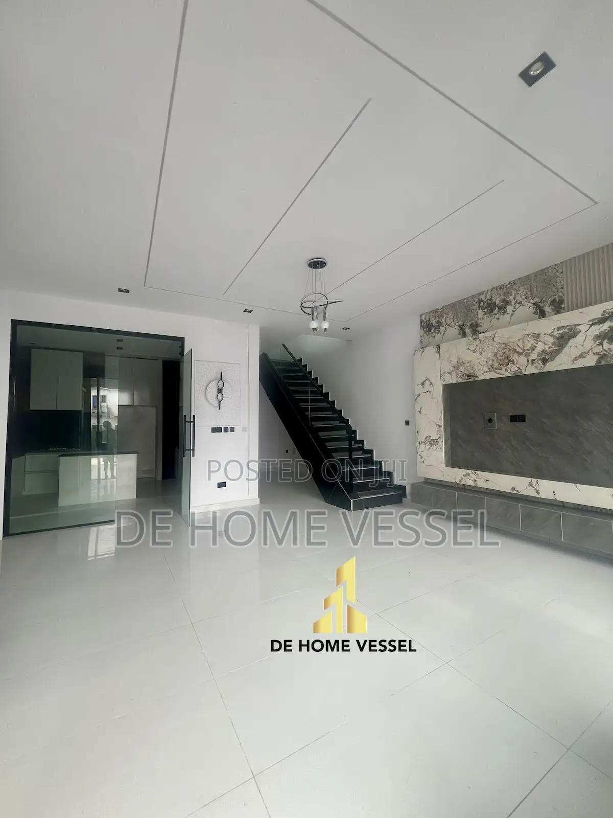 4bdrm Duplex in Ikota for sale in Ikota
