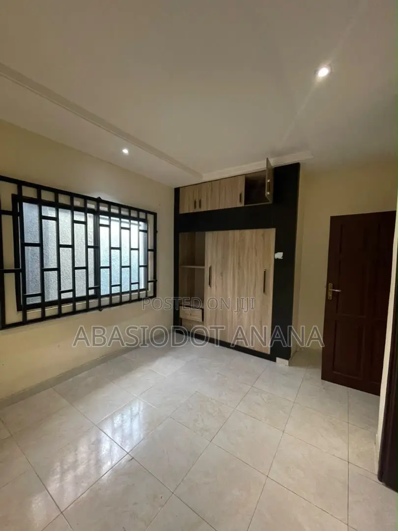 3bdrm Bungalow in Sylvanus Okon, Uyo for rent in Uyo