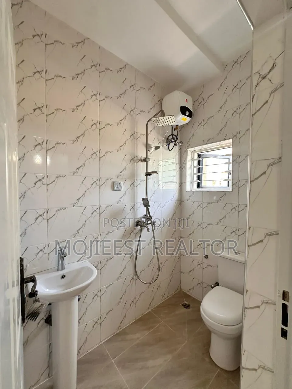 4bdrm Duplex in Nut Axis, Lugbe District for sale in Lugbe District