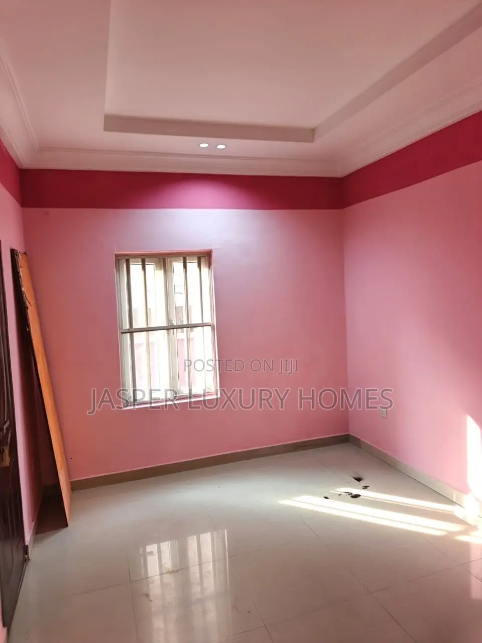 3bdrm Apartment in Ogudu for rent in Ogudu