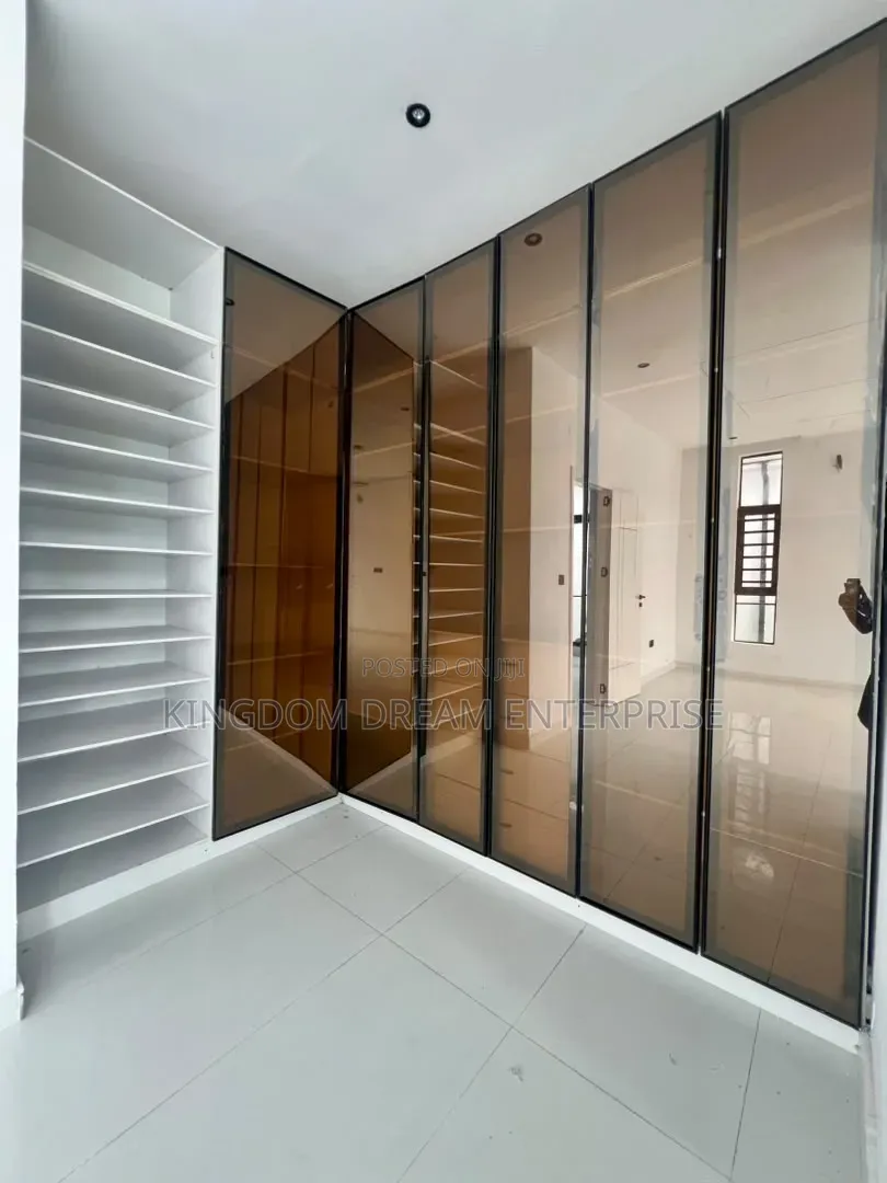 4bdrm Duplex in Ikota Lekki Lagos for sale in Ikota