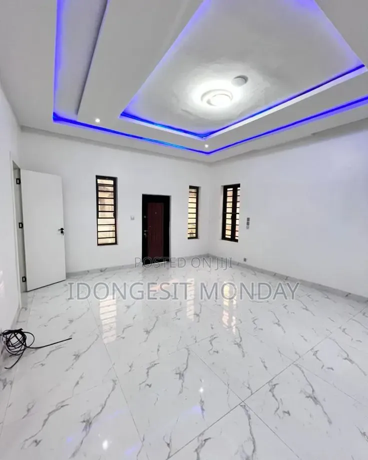 2bdrm Apartment in County Gardens, Port-Harcourt for rent in Port-Harcourt