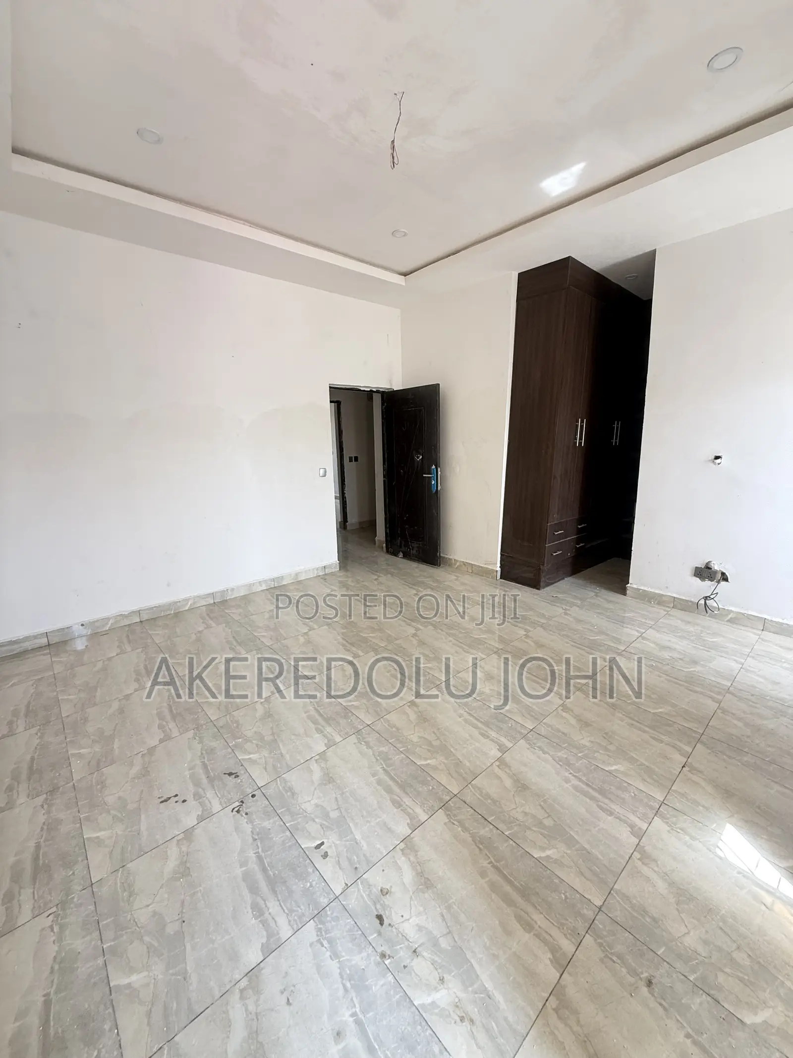 4bdrm Townhouse/Terrace in Idu for sale in Idu
