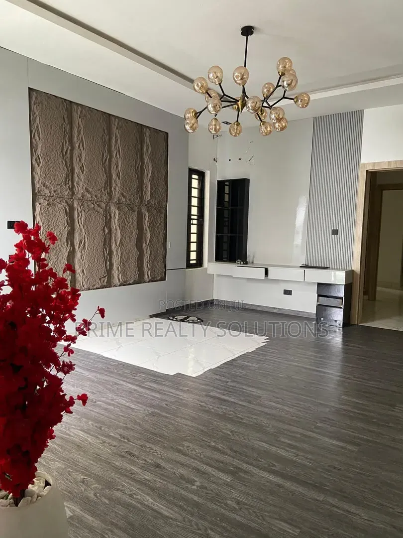 4bdrm Duplex in 𝐎𝐫𝐜𝐡𝐢𝐝, Lekki Expressway for rent in Lekki Expressway