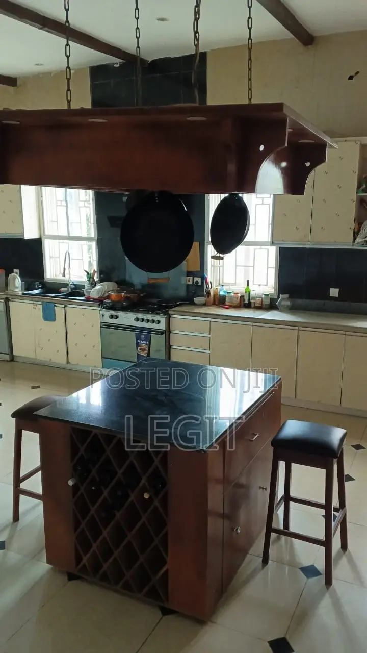 Furnished 7bdrm Mansion in Maitama for sale in Maitama