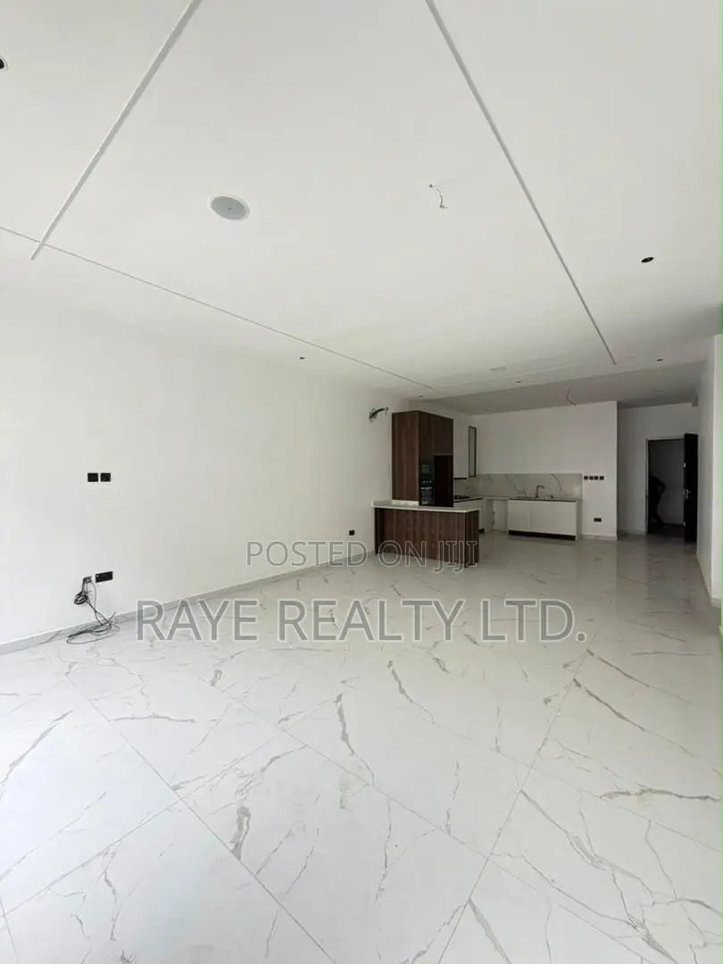 2bdrm Apartment in Lekki Phase 1 for sale in Lekki Phase 1