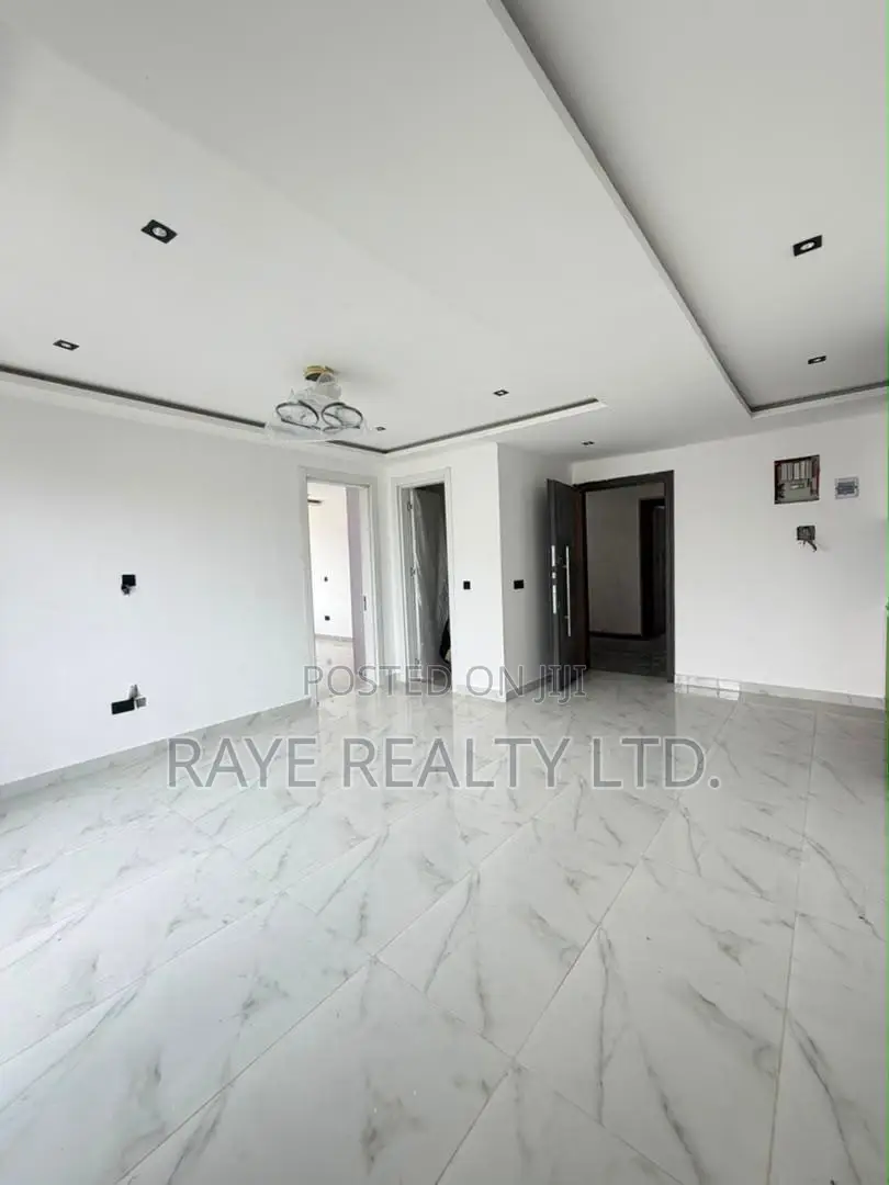 2bdrm Apartment in Lekki Phase 1 for sale in Lekki Phase 1