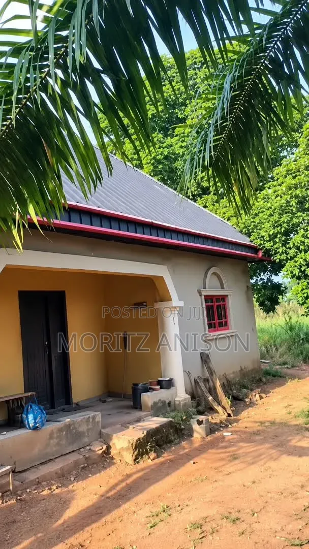 1bdrm Room & Parlour in Eke Obinagu. for sale in Enugu