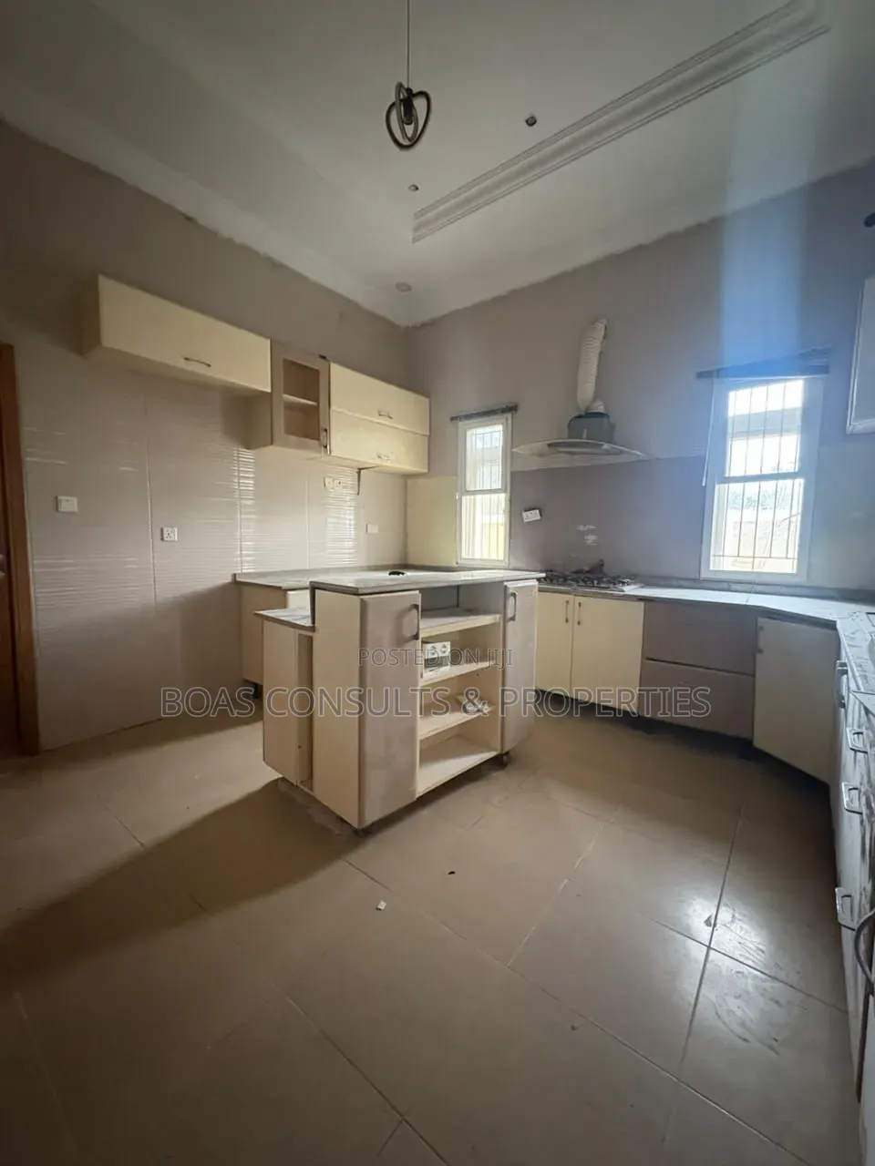 5bdrm Duplex in Lekki County, Ikota for rent in Ikota