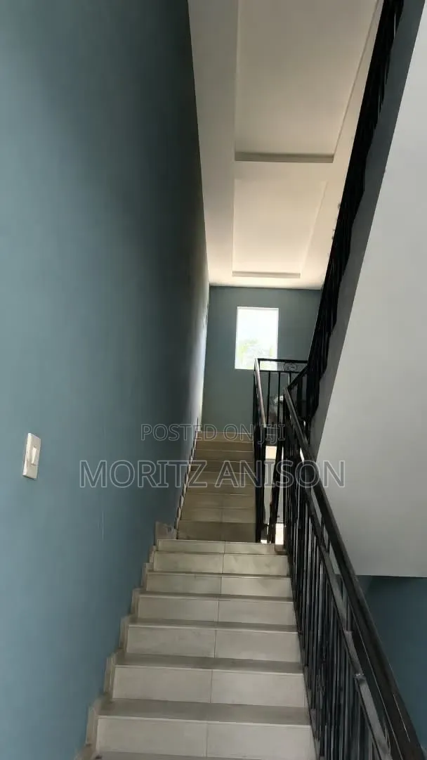 2bdrm Block of Flats in New Society,Emene., Enugu for sale in Enugu
