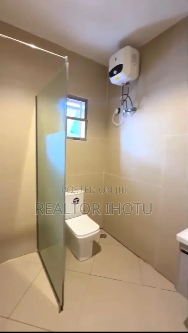 5bdrm Duplex in Maitama for sale in Maitama