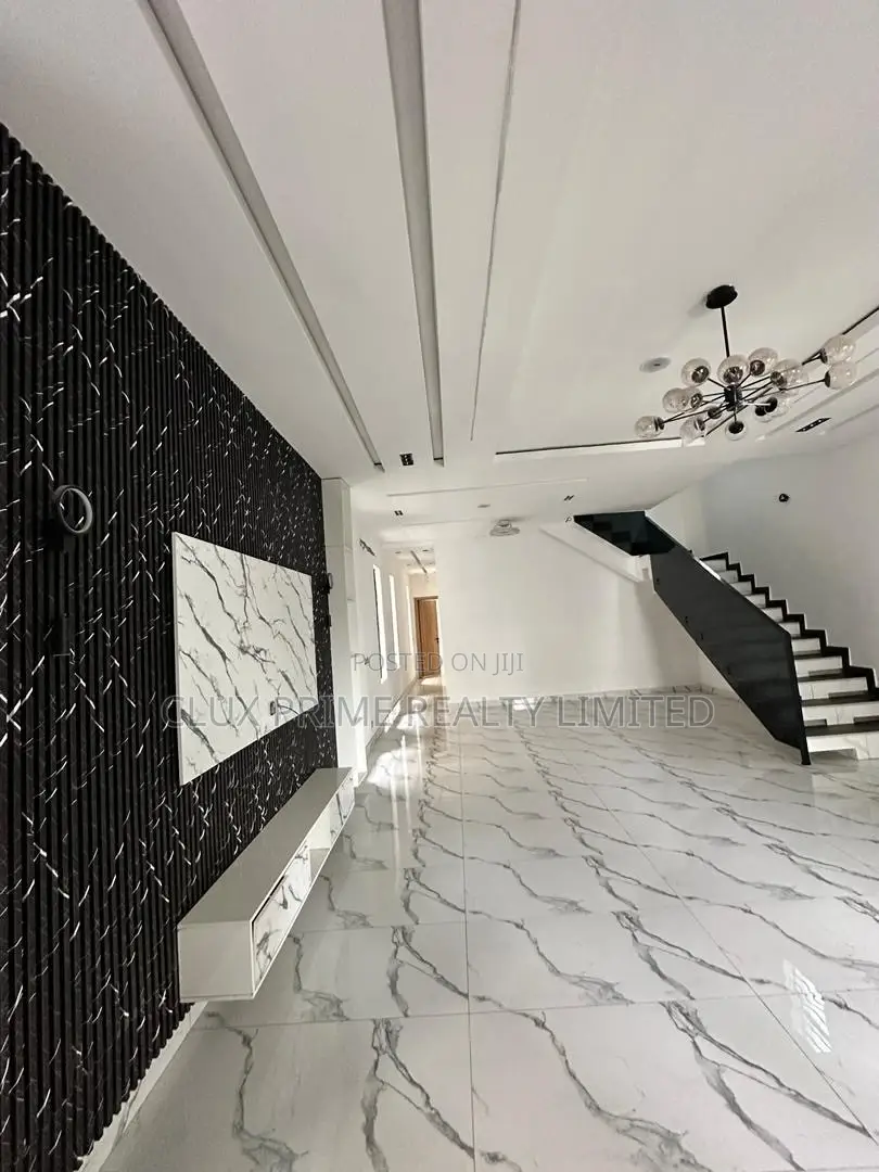 5bdrm Duplex in Ado / Ajah for sale in Ado / Ajah